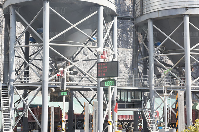 筒倉無人自動裝車系統 筒倉無人自動裝車系統