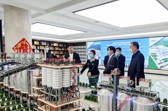 張董介紹循環建材產業園項目建設背景及應用實踐