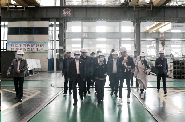 實地查看中譽鼎力智能化一體生產車間