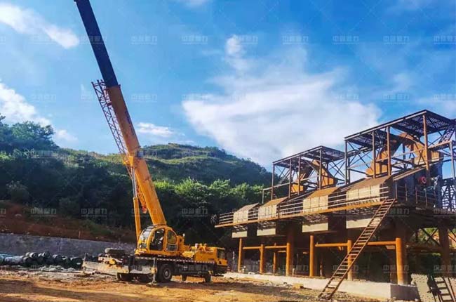 安順建材砂石骨料生產(chǎn)線4臺(tái)并篩安裝現(xiàn)場實(shí)拍