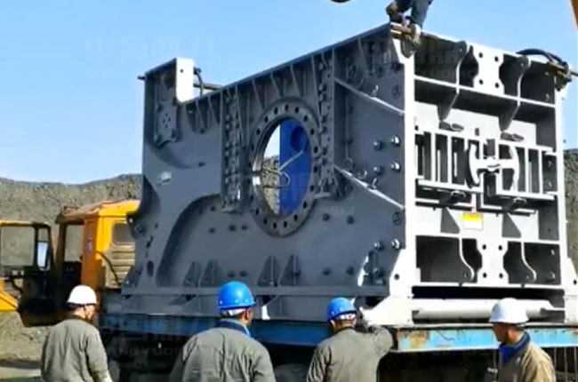 旋回破卸車實拍