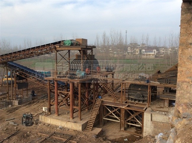安徽池州青陽縣砂石生產線現場一隅