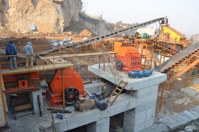 鼎力某石料廠生產現場