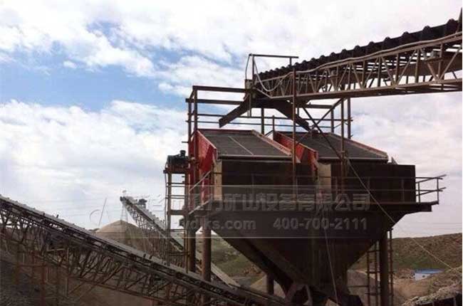 重錘破機(jī)槍口防噴射設(shè)計