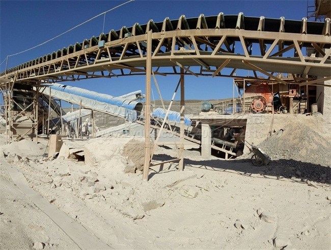 石料生產線中的振動篩