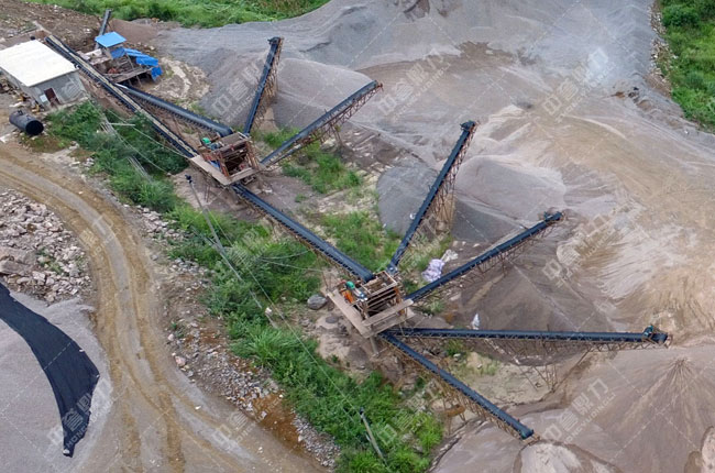 湖南張家界桑植縣何家坪采石場石料生產線