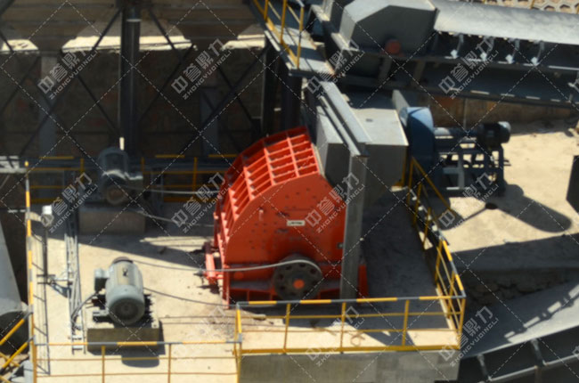 河北邢臺(tái)臨城中聯(lián)水泥石料生產(chǎn)線(xiàn)二級(jí)破碎
