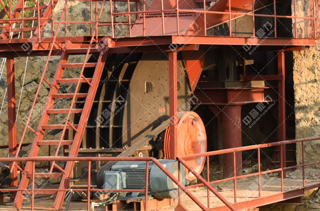 設(shè)備在石料廠的應(yīng)用現(xiàn)場