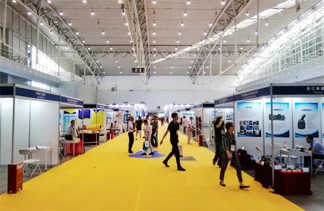 新疆礦博會展會現(xiàn)場