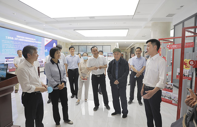 河南省人才工作任務督查調研組蒞臨中譽鼎力指導調研