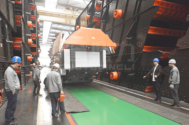 時產200-300噸的移動碎石設備有哪些,價格是多少 時產200-300噸的移動碎石設備有哪些,價格是多少